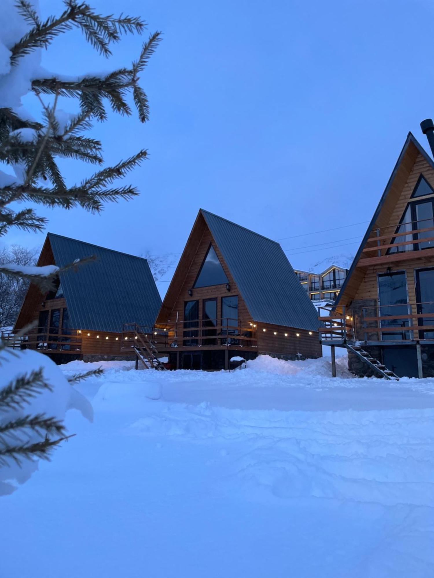 Aura Cottages كازباجي المظهر الخارجي الصورة