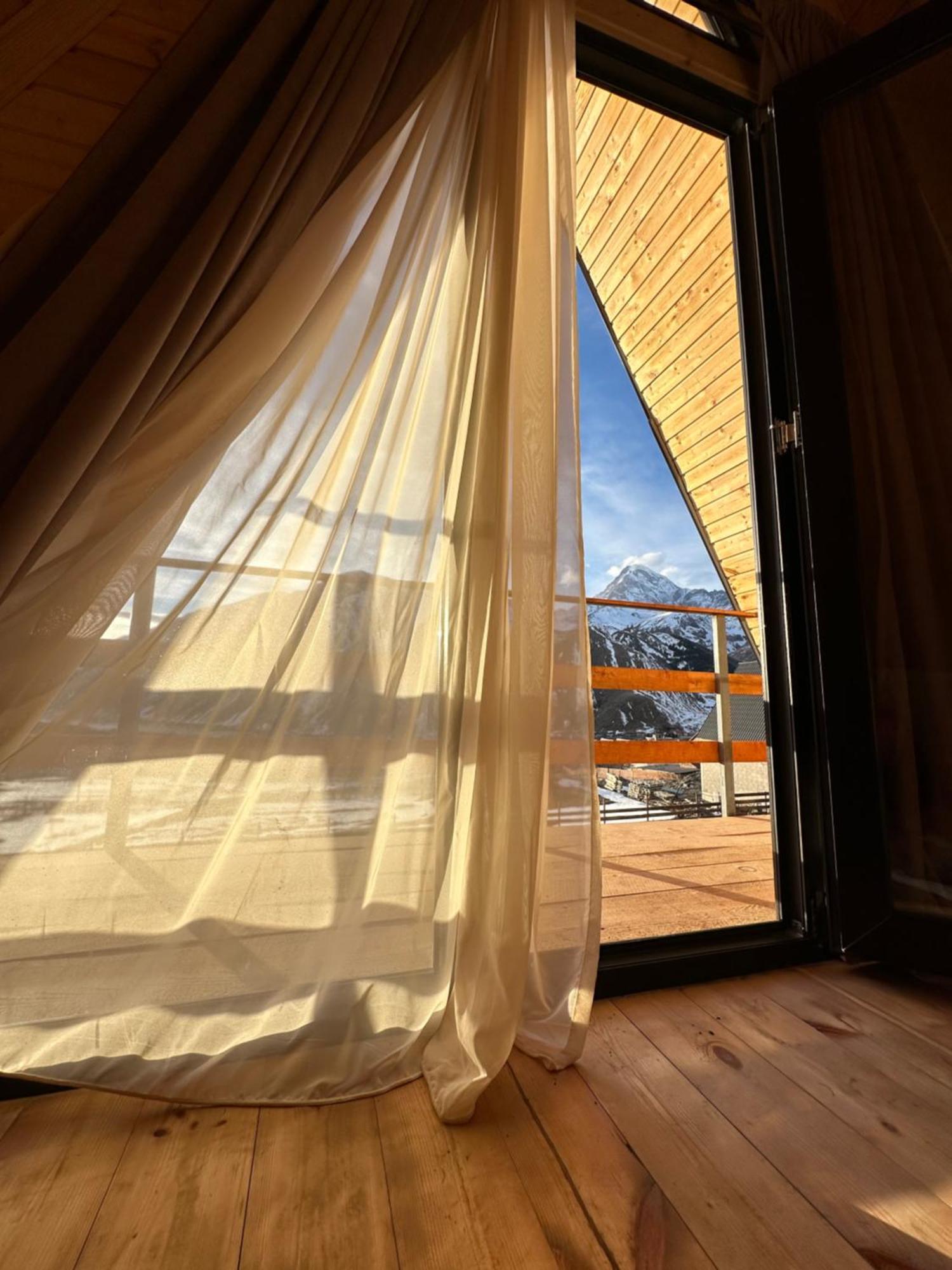Aura Cottages كازباجي المظهر الخارجي الصورة